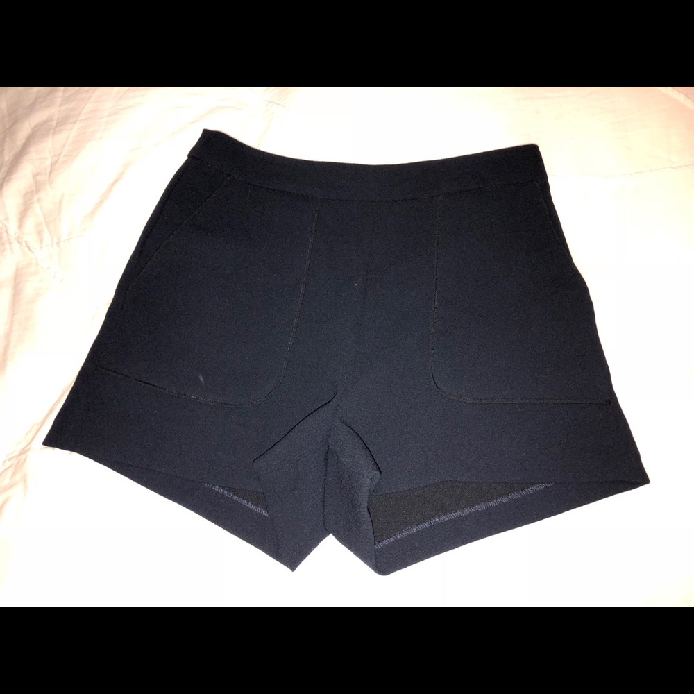 Structured navy blue shorts